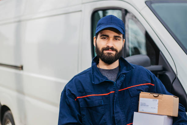 istock Portrait of a smiling deliverer 1133999587