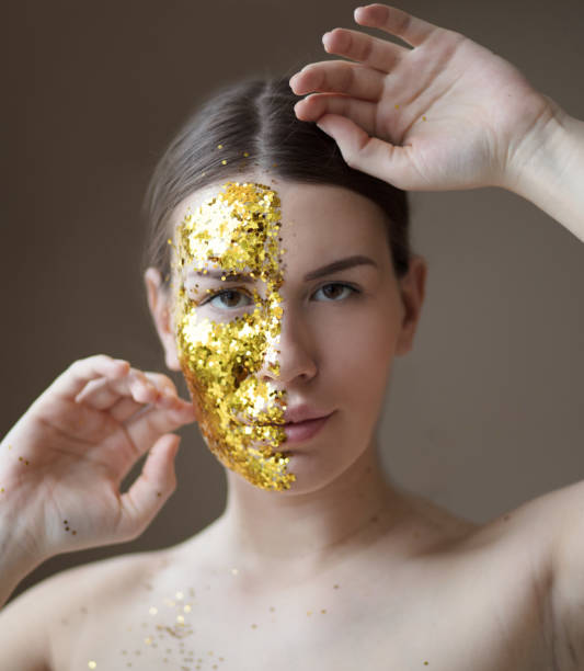 istock Be a beauty like a gold. 1134000790