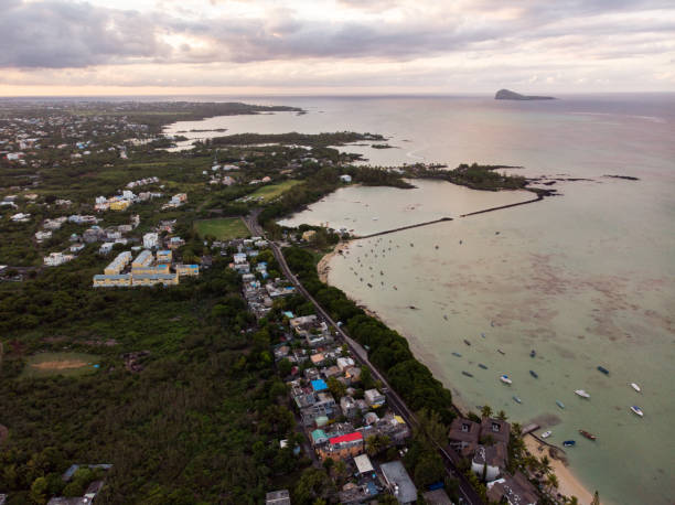 grande gaube, foto aérea de mauritius - gaube - fotografias e filmes do acervo