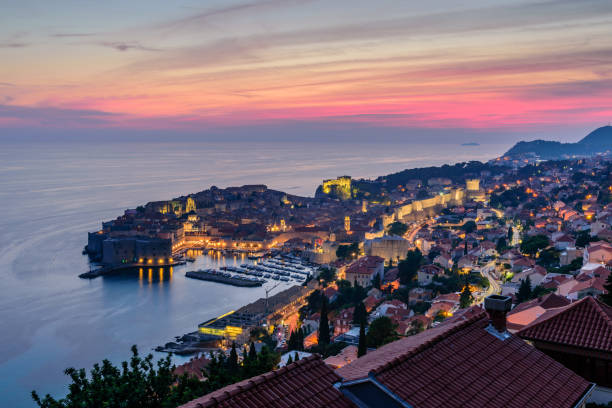 istock Beautiful night view of Dubrovnik 1134085619
