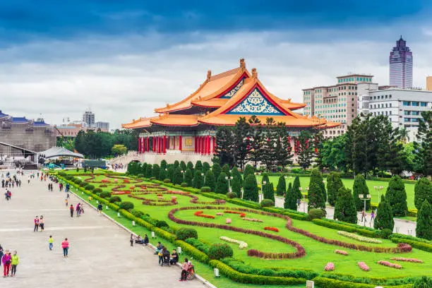 Photo of Tourists walking travel at the Chiang Kai-Shek Memorial Hall in Taipei