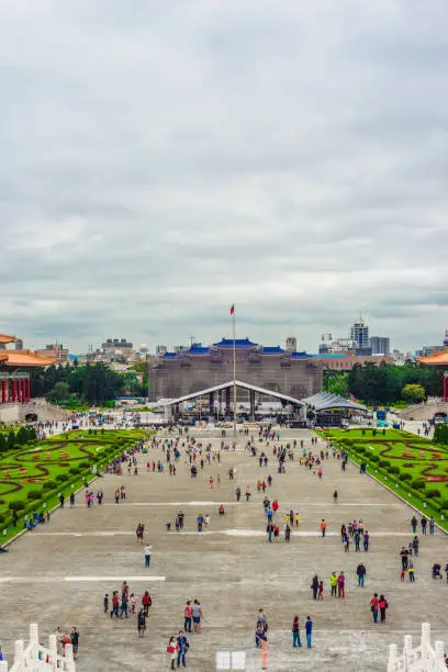 Photo of Tourists walking travel at the Chiang Kai-Shek Memorial Hall in Taipei