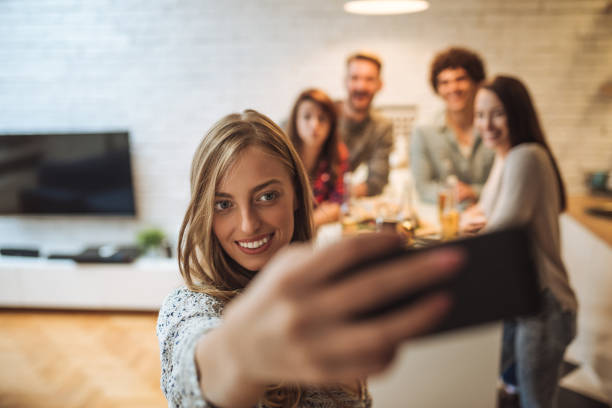 istock Capturing the moment in their friendship! 1134221217