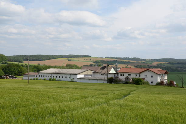 istock Farm in the Odenwald 1134318433