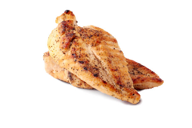 pieczone filety z piersi kurczaka na białym tle - barbecue breast chicken healthy eating zdjęcia i obrazy z banku zdjęć