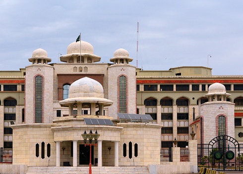 Islamabad, Pakistan: the Prime Minister's Secretariat  - Prime Minister's Office, headquarters for the Cabinet and Government of Pakistan - design based on Mughal architecture, Constitution Avenue, Red Zone - Government of Pakistan Secretariat