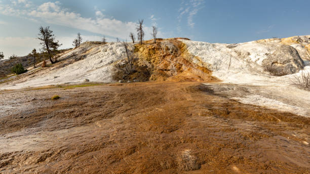 istock Mammoth Hot Springs Terrace, Yellowstone National Park 1134374081