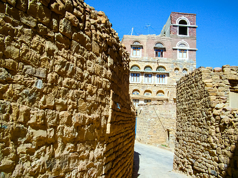 Ciudad de Sana'a, calles y edificios de la ciudad de Yemen photo