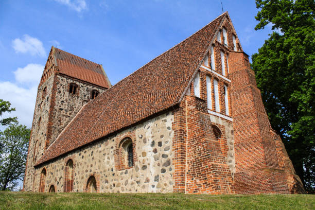 istock Feldstein Church//Boulder church 1134403922