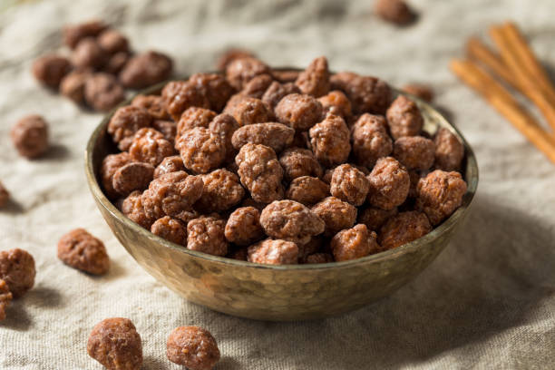 istock Homemade Cinnamon Sugar Almonds 1134570482