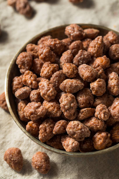 istock Homemade Cinnamon Sugar Almonds 1134570738