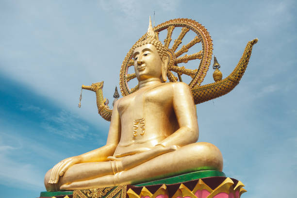 istock Low Angle View Of Statue Against Sky 1134685629