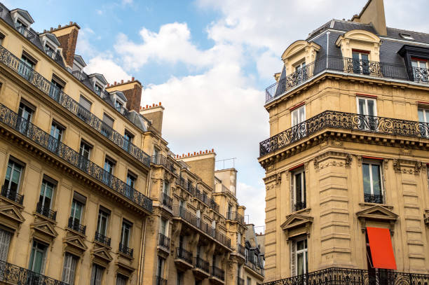 istock Exterior facade of a Parisian building. 1134784940