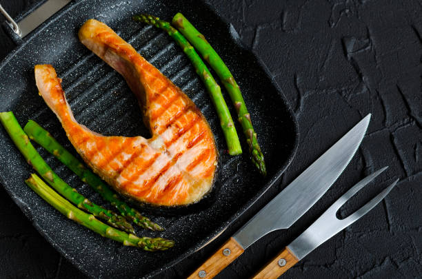 istock Grilled salmon and asparagus 1134791962
