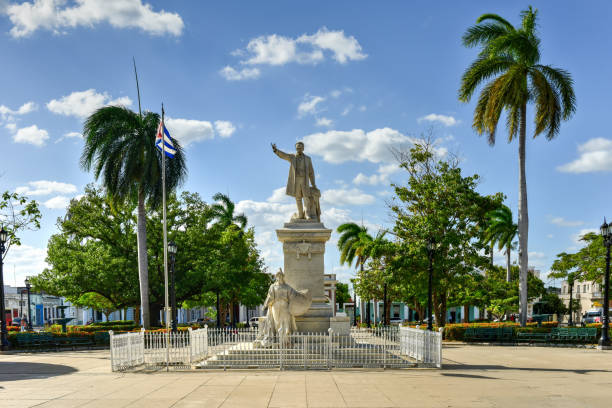 istock Jose Marti Park - Cienfuegos, Cuba 1134820232