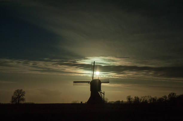 istock Zandwijkse Molen at Sunset 1134854317