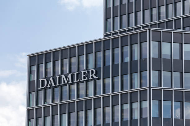 daimler central factory stuttgart germany stuttgart, Baden-Wurttemberg/germany - 21 08 18: daimler central factory stuttgart germany stuttgart photos stock pictures, royalty-free photos & images