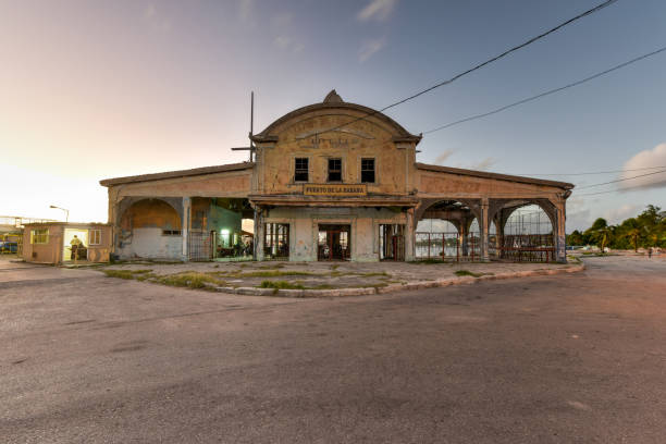 istock Port of Havana Building 1134955629