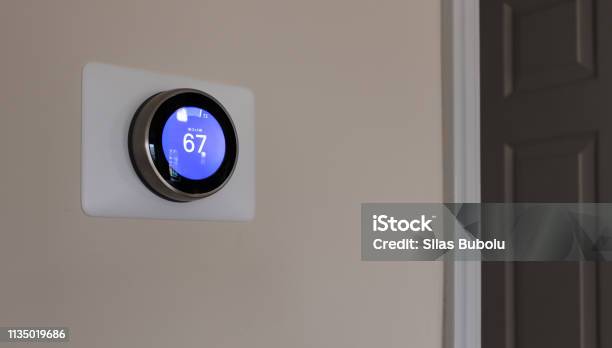 Smart Thermostat Cooling Stock Photo - Download Image Now - Thermostat, Smart Thermostat, Intelligence