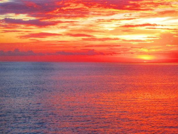 istock Vibrant Sunset at Sea 1135028439