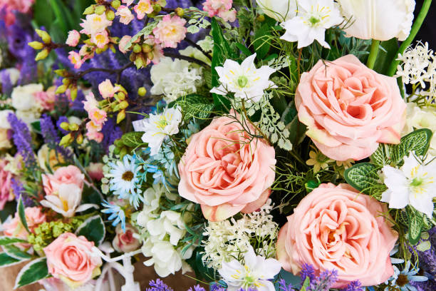 istock Roses and other flowers 1135046728