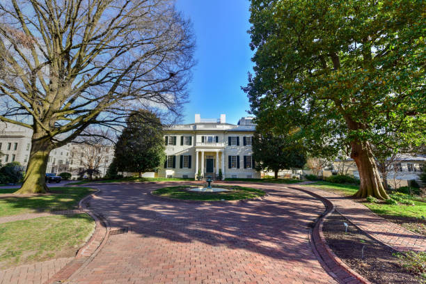 istock Virginia Governor Mansion - Richmond, VA 1135090277
