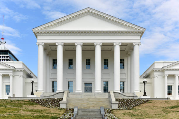istock Virginia State Capitol - Richmond, Virginia 1135090625