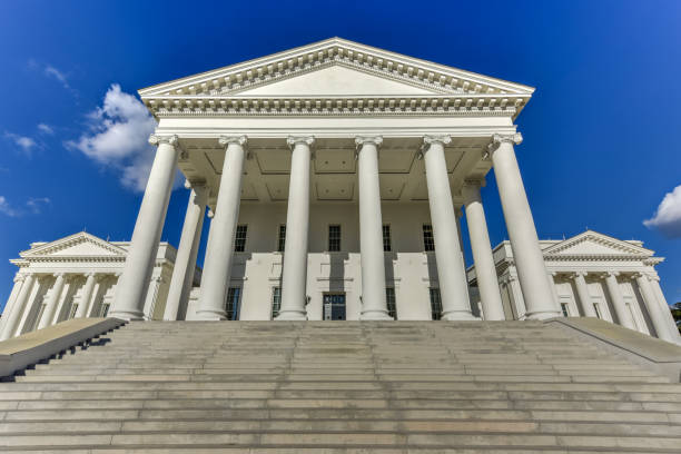 istock Virginia State Capitol - Richmond, Virginia 1135091728