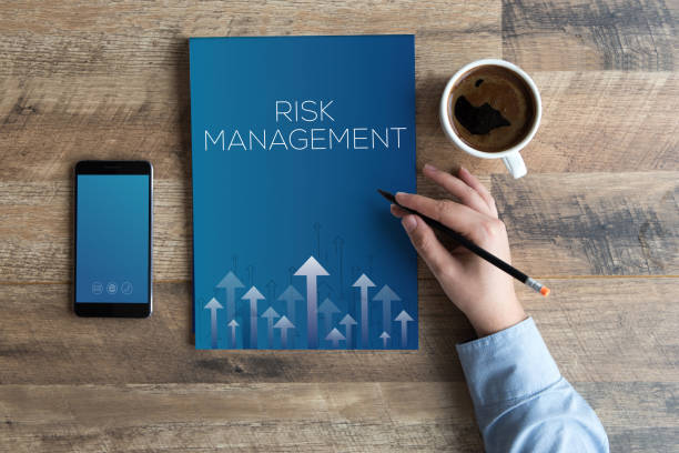 concept de gestion des risques - risk management photos et images de collection
