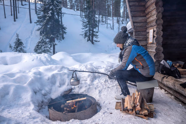 istock Woman winter camping 1135109904