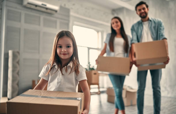 istock Family on moving day 1135112782
