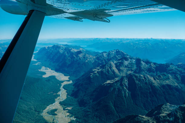 istock Scenic Flight above Mildford Sounds 1135125021