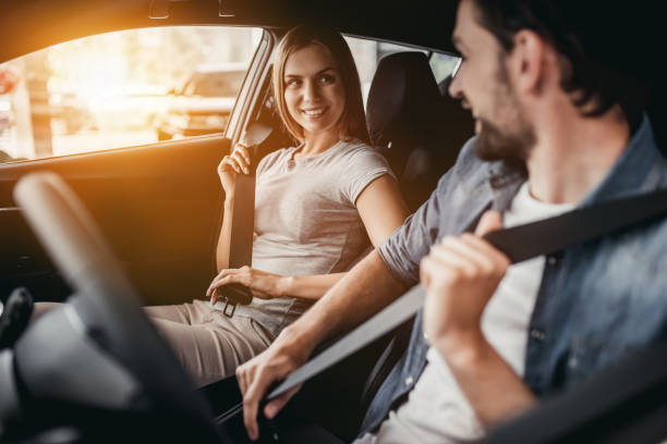 istock Couple at car dealership 1135142217
