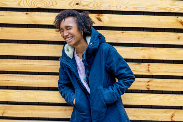 istock girl model afroamerican posing outdoor 1135142617