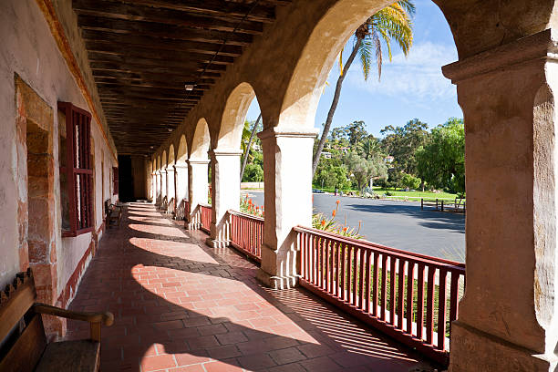 missão santa bárbara - mission santa barbara imagens e fotografias de stock