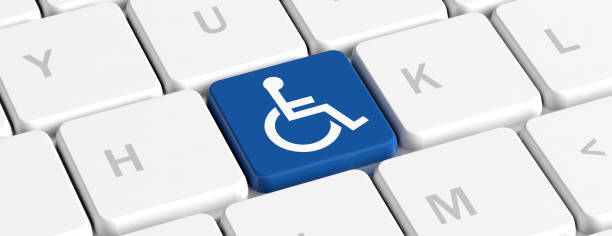 장애, 장애인. 컴퓨터 키보드, 배너에 휠체어 기호가 있는 파란색 키 버튼. 3d 일러스트레이션 - computer keyboard computer key computer laptop 뉴스 사진 이미지