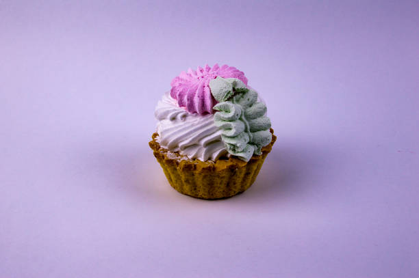 istock Dessert - a basket with a cream with a leaf 1135179499