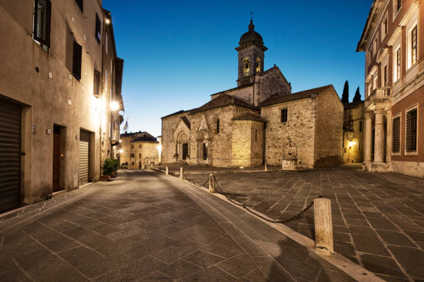 istock San Quirico d'Orcia, Tuscany, Italy 1135189663
