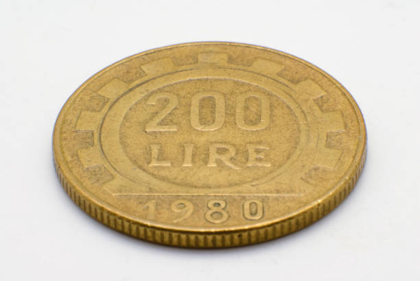 istock Italian 200 read coin 1135238242