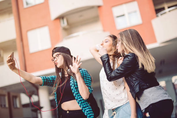istock Take selfies and chew bubblegum 1135254569