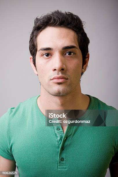 젊은 남자 20-29세에 대한 스톡 사진 및 기타 이미지 - 20-29세, 검정 머리, 근육질 남자