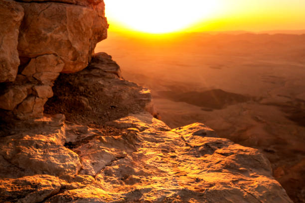 istock sunrise at mitzpe ramon, Israel 1135273253