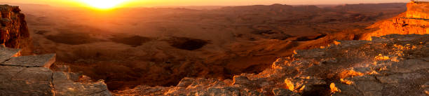 istock sunrise at mitzpe ramon, Israel 1135273289