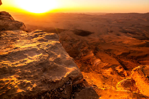 istock sunrise at mitzpe ramon, Israel 1135274453