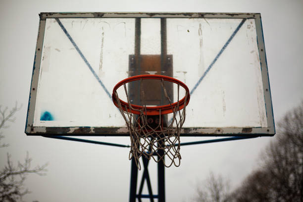istock Old Basketball Hoop 1135291222