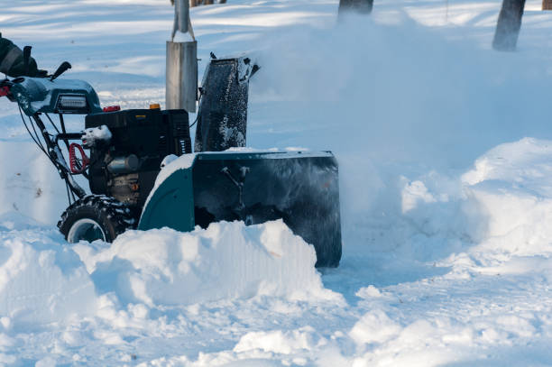 istock snow removal in the park 1135298596