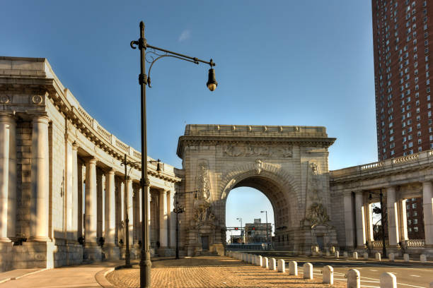 istock Manhattan Bridge Arch - New York, USA 1135324654