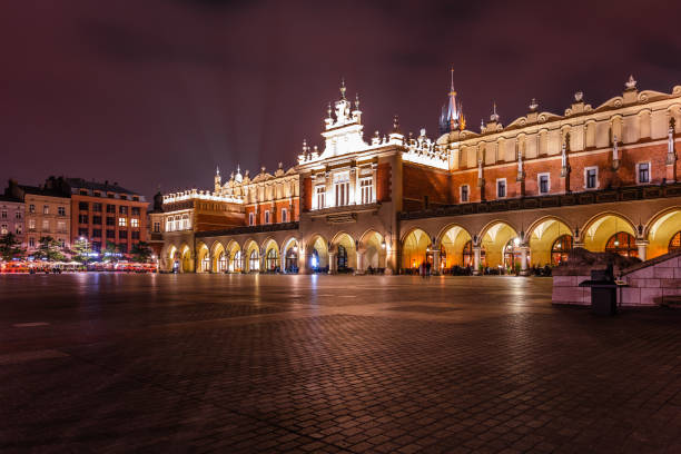 istock Krakow Cloth Hall at night , Poland 1135331530
