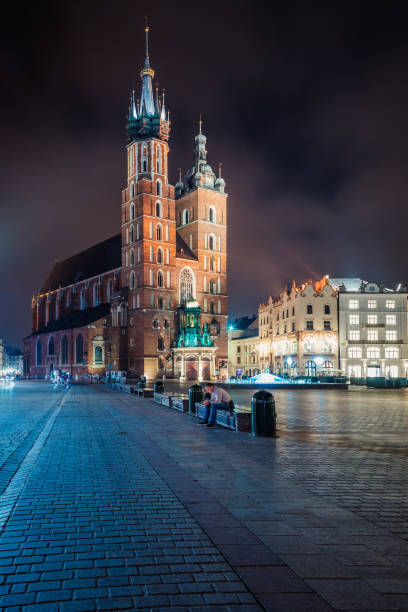 istock St. Mary's Basilica (Church of Our Lady Assumed into Heaven) in Krakow, Poland at night 1135332811