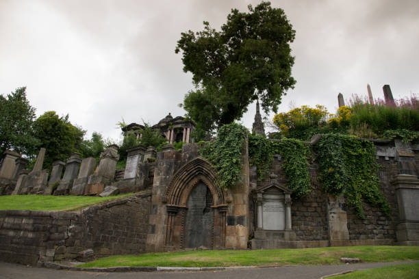 묘지 - highgate cemetery 뉴스 사진 이미지